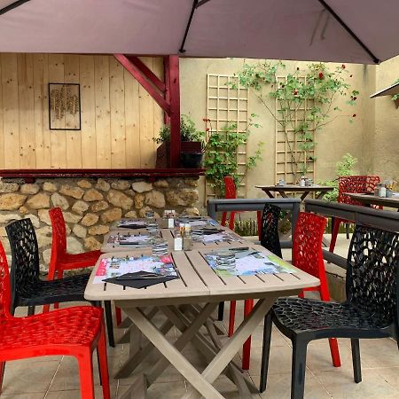 Hotel Restaurant De L'Union ميرامبو المظهر الخارجي الصورة