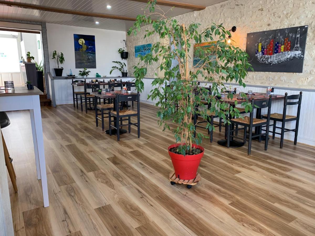 Hotel Restaurant De L'Union ميرامبو المظهر الخارجي الصورة